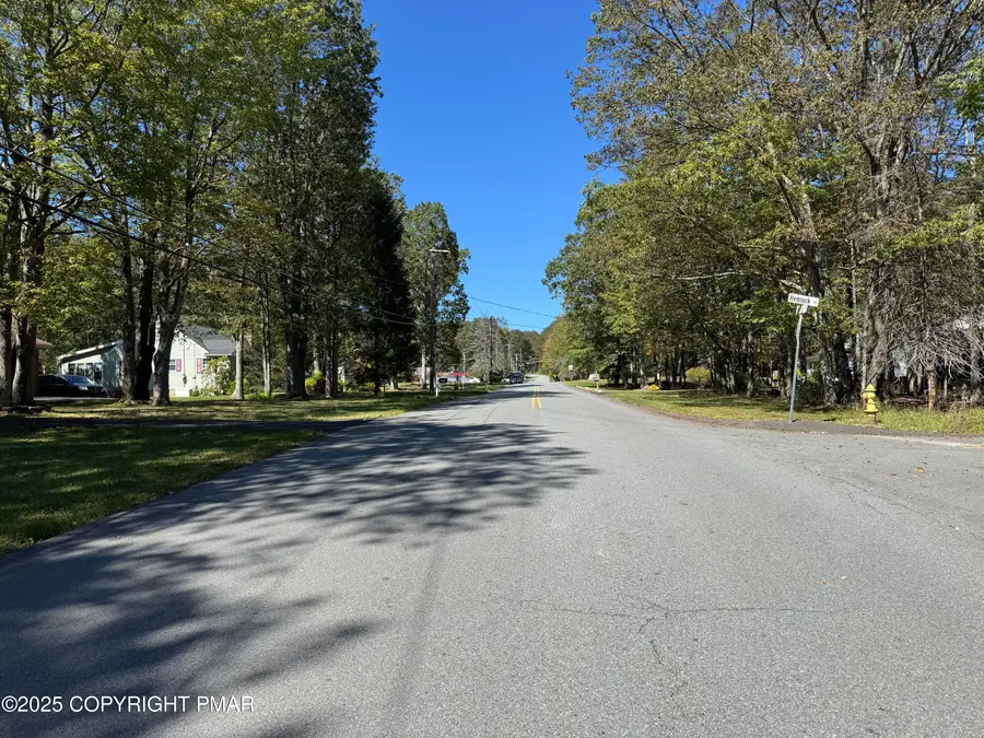 Winona Rd 21, Mount Pocono, PA 18344 - Image #3