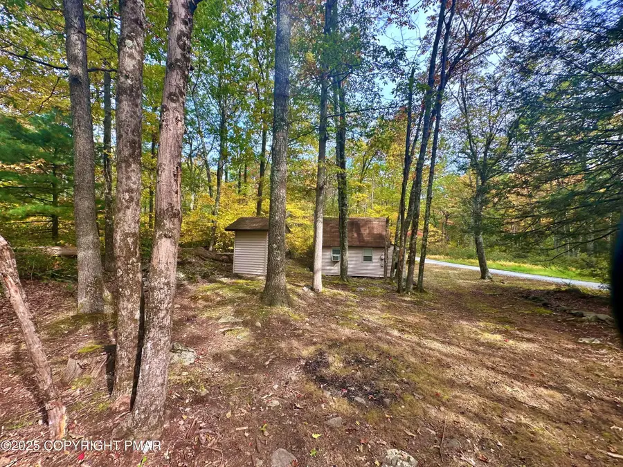 141 Hobday Road, Lords Valley, PA 18428 - Image #2