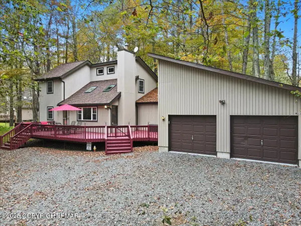 223 Outer Drive, Pocono Lake, PA 18347