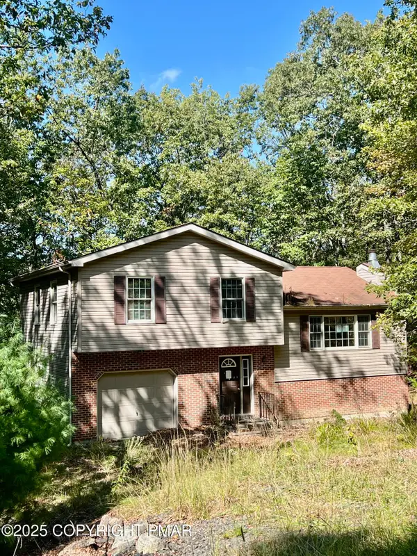 2210 Exeter Court, Bushkill, PA 18324