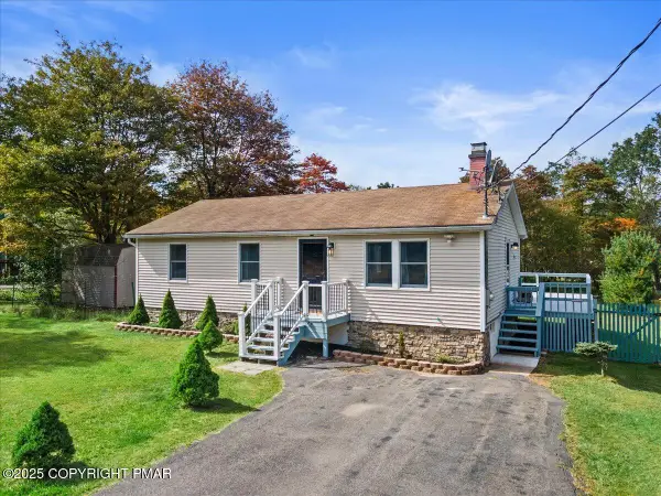 63 Lakeview Drive, Albrightsville, PA 18210