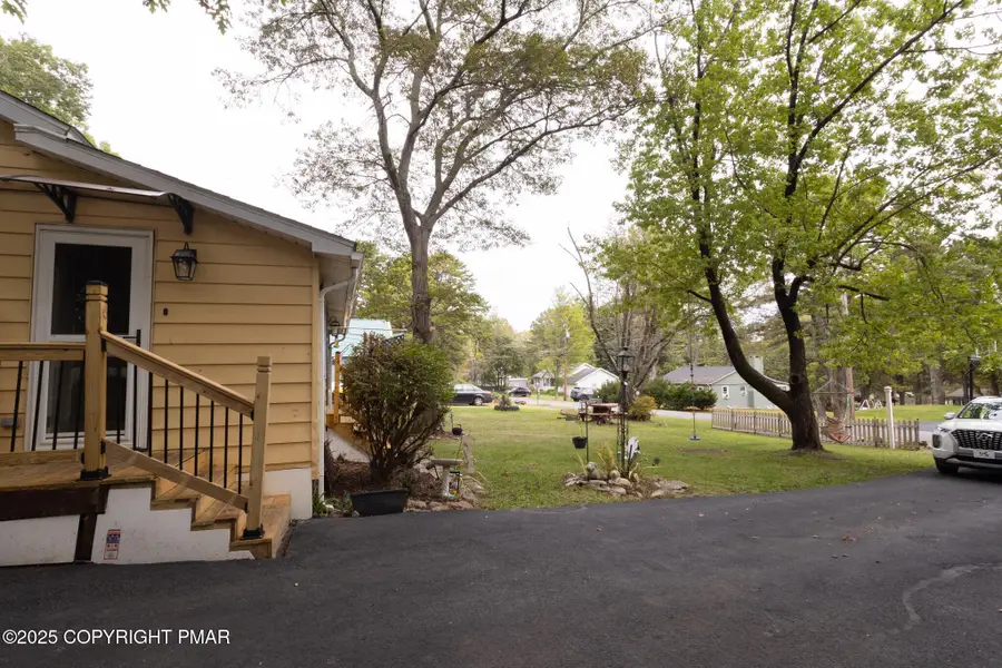 9064 Robinhood Drive, Kunkletown, PA 18058 - #3