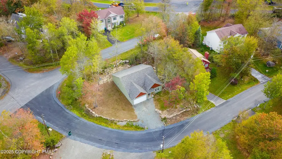 3111 Briarwood Drive, Tobyhanna, PA 18466 - Image #2