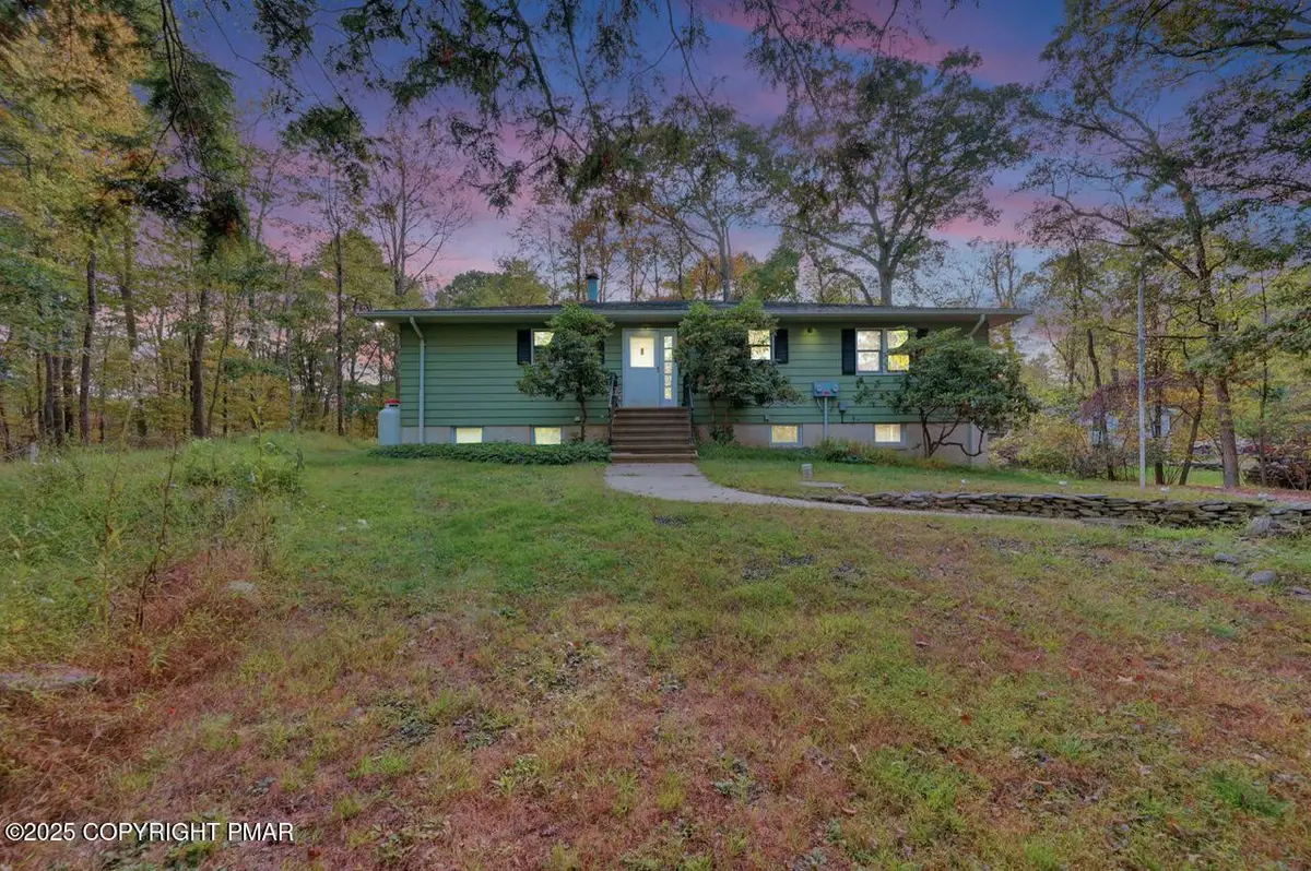 136 Oak Lane, Cresco, PA 18326 - Image #1