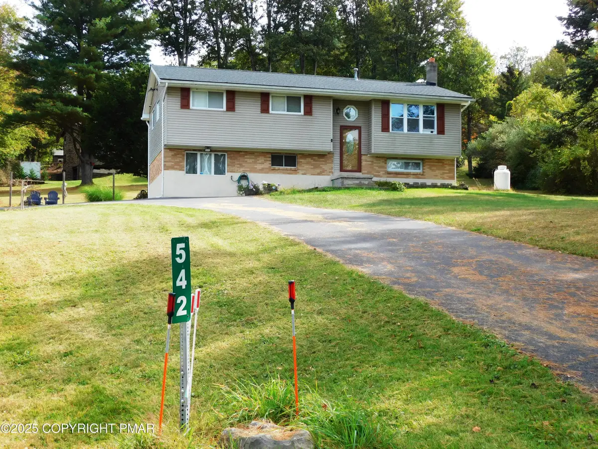 542 Frantz Road, Brodheadsville, PA 18322 - #1
