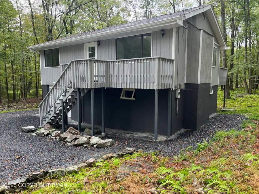 319 Whippoorwill Drive, Bushkill, PA 18324 - Image #3