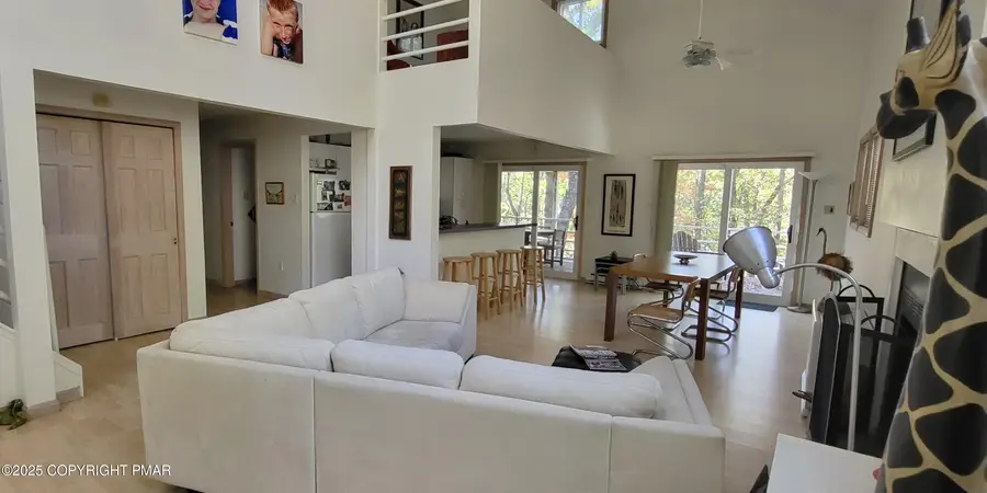 291 Manchester Drive, Bushkill, PA 18324 - Image #3