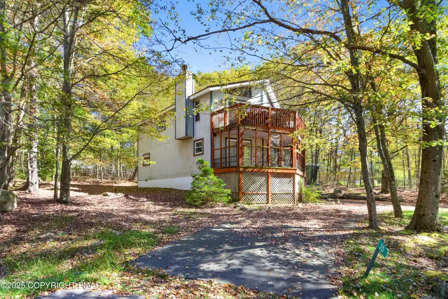 20 Floral Drive, Gouldsboro, PA 18424 - Image #2