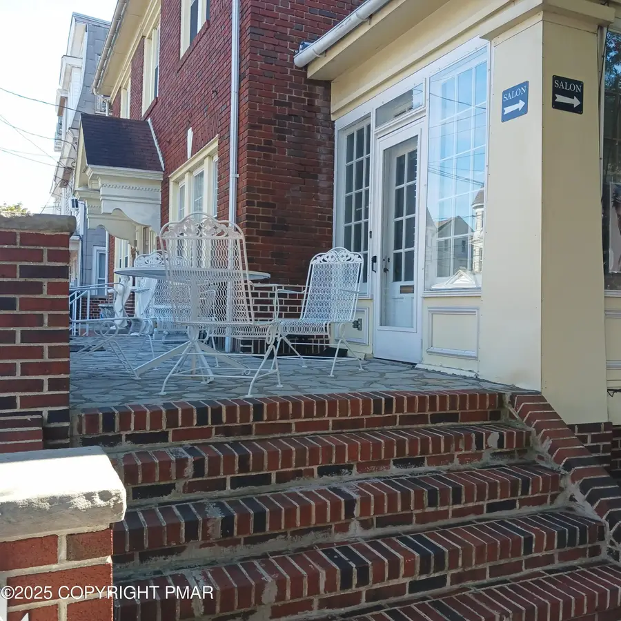 6 East Avenue, Mount Carmel, PA 17851 - Image #2