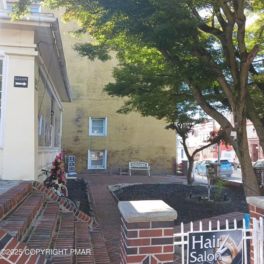 6 East Avenue, Mount Carmel, PA 17851 - Image #3