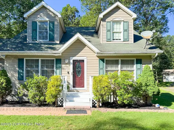 206 Snow Bird Circle, Drums, PA 18222