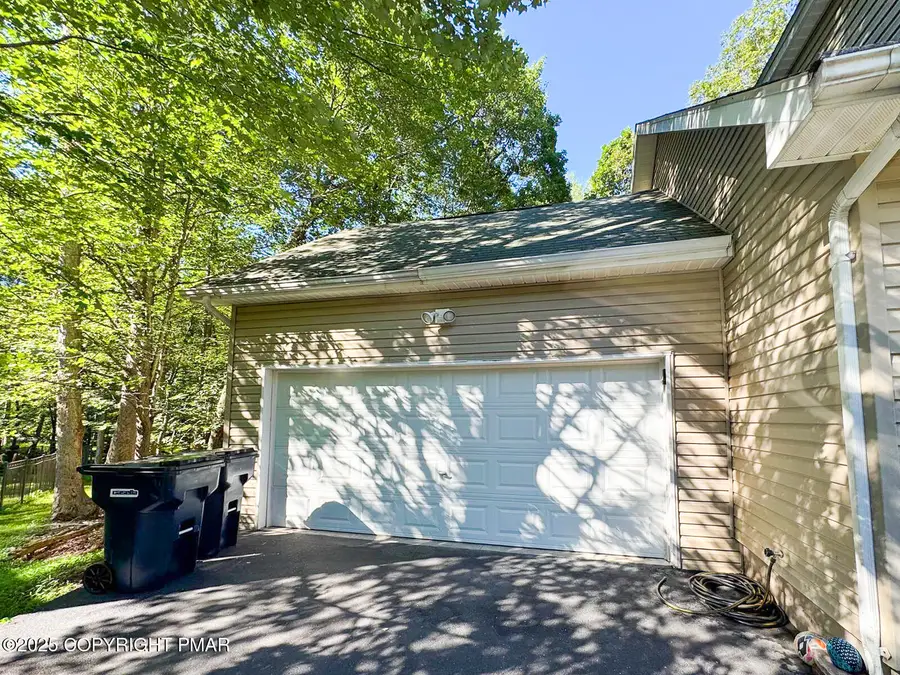 206 Snow Bird Circle, Drums, PA 18222 - Image #2