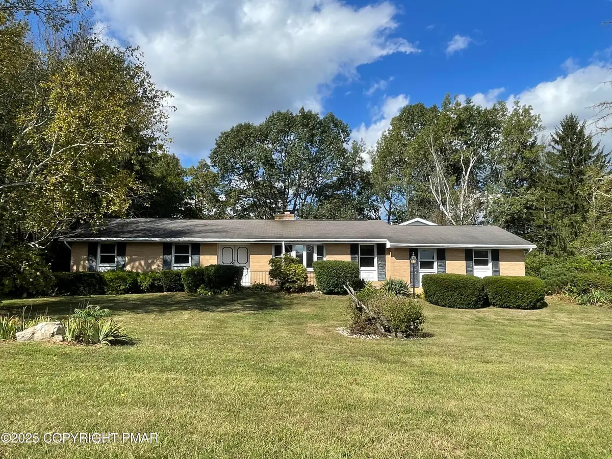 122 Leisure Lane, Effort, PA 18330 - Image #1