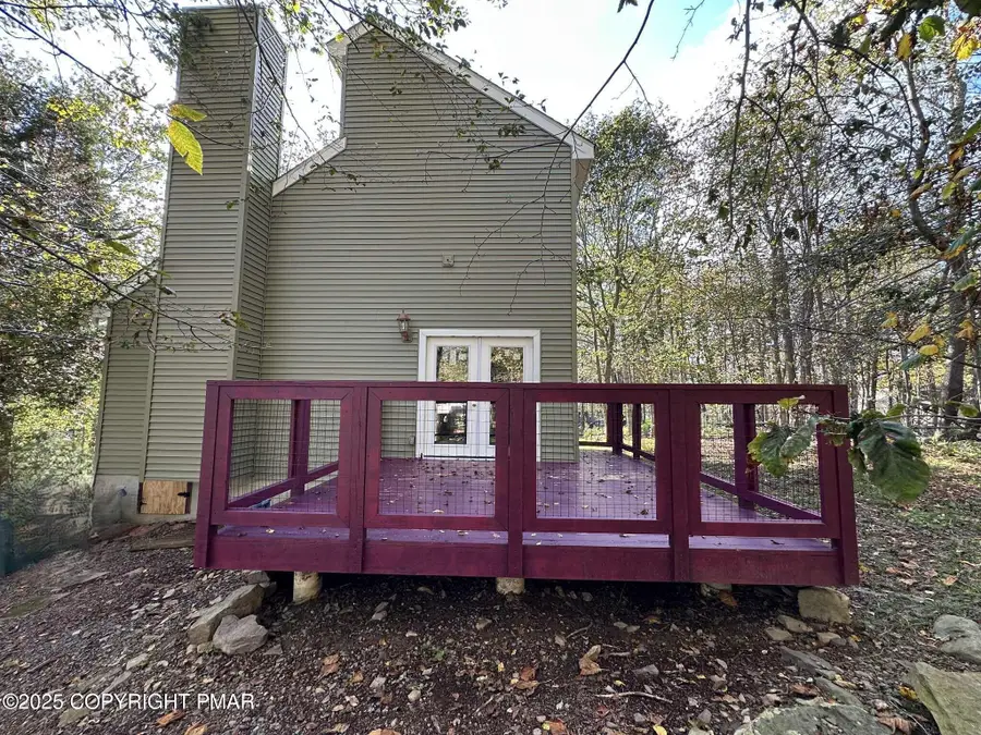 3022 Briarwood Drive, Tobyhanna, PA 18466 - Image #2