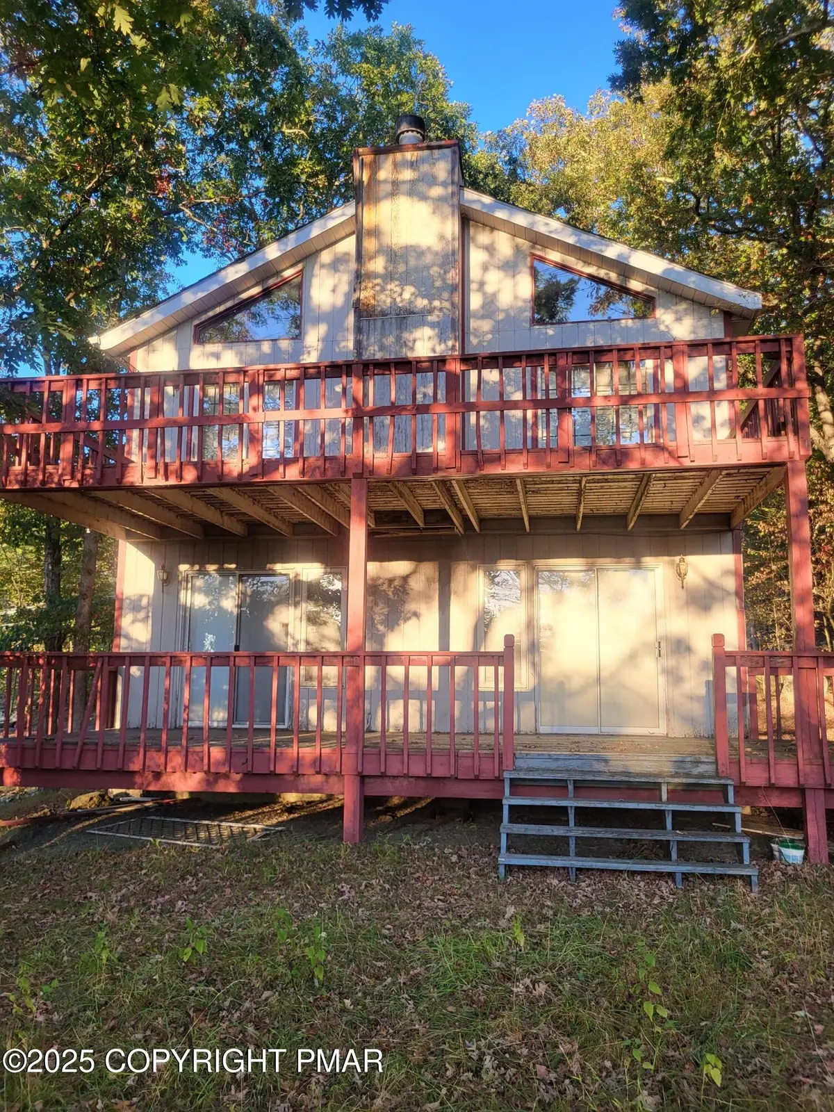 135 Salisbury Road, Bushkill, PA 18324 - Image #1