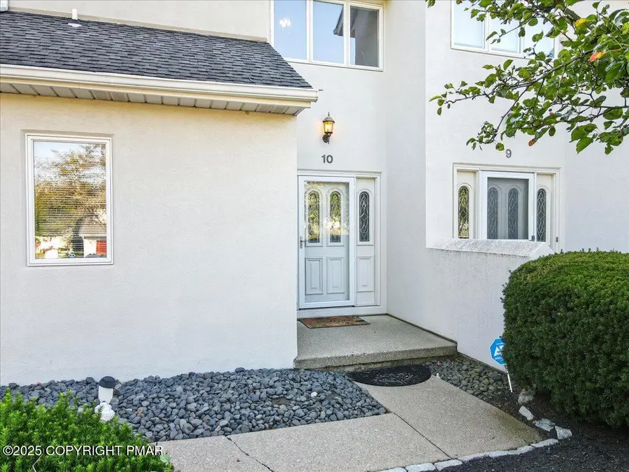 10 Aspen Court, Forks Township, PA 18040 - Image #3