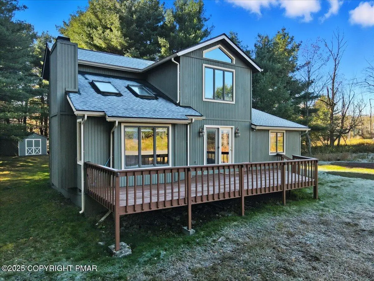 405 Lady Patricia Court, Blakeslee, PA 18610 - Image #1