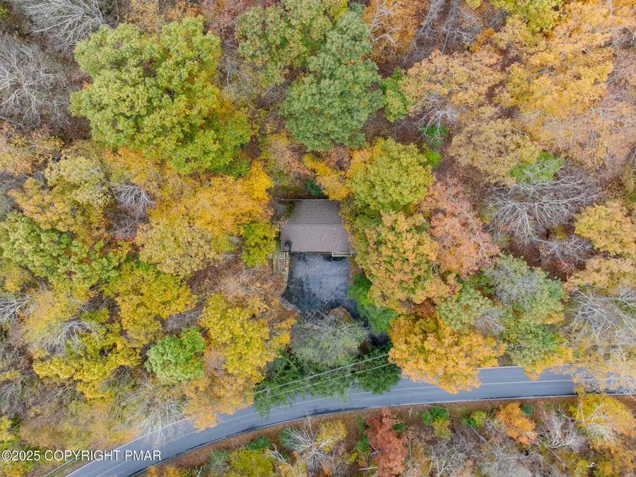 5859 Decker Road, Bushkill, PA 18324 - Image #3