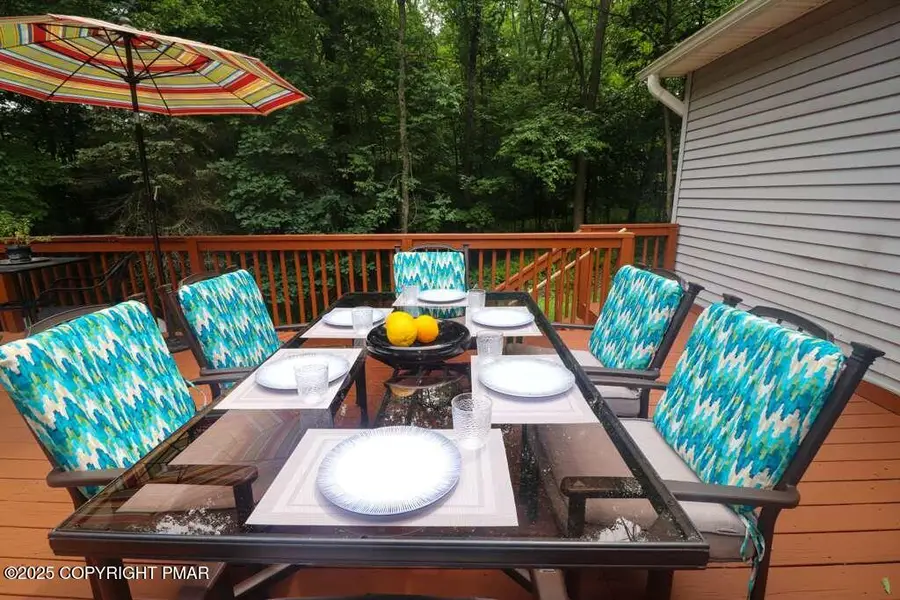 23 Sleepy Hollow Lane, East Stroudsburg, PA 18302 - Image #2