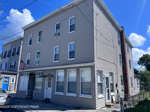 137 E White Street, Summit Hill, PA 18250