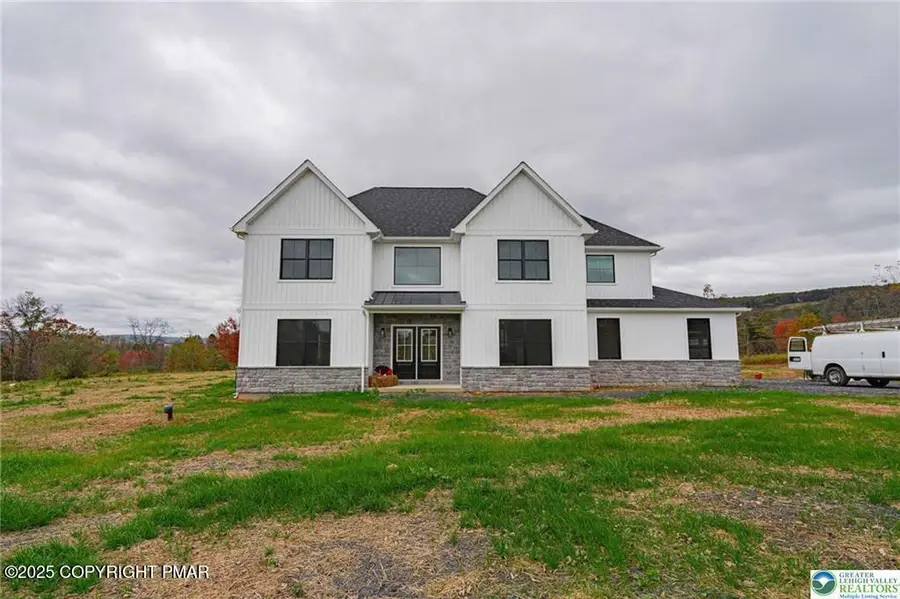 44 Regency, Brodheadsville, PA 18322 - Image #2