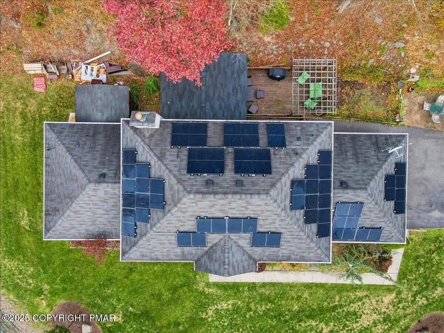 102 Arbor Way, Stroudsburg, PA 18360 - Image #2