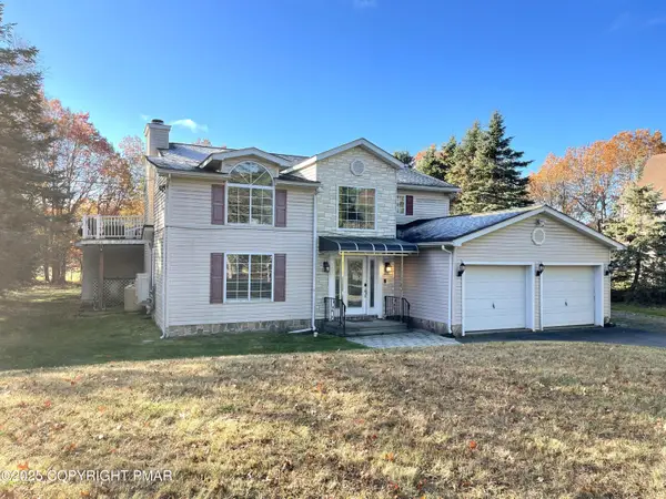 1246 Glade Drive, Long Pond, PA 18334