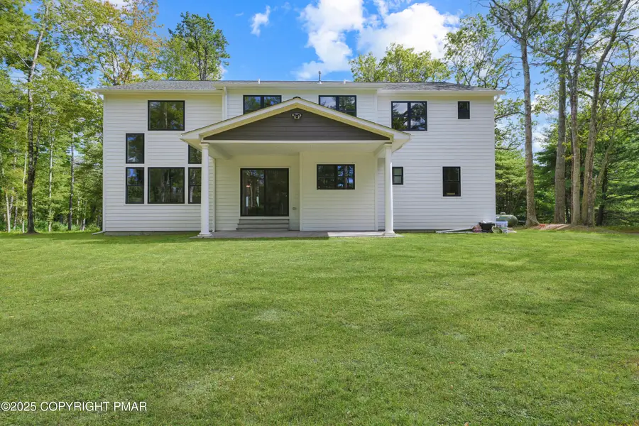 4 Gary Lane, Milford, PA 18337 - #3