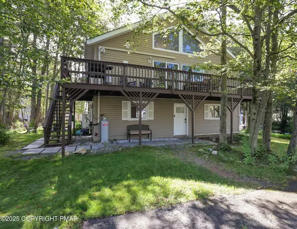 6323 Ventnor Drive, Tobyhanna, PA 18466