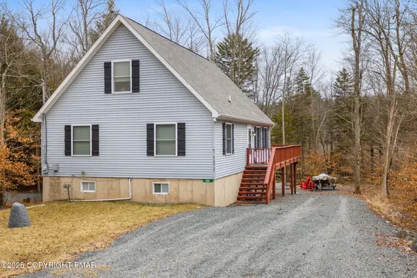 531 Maxatawny Drive, Pocono Lake, PA 18347