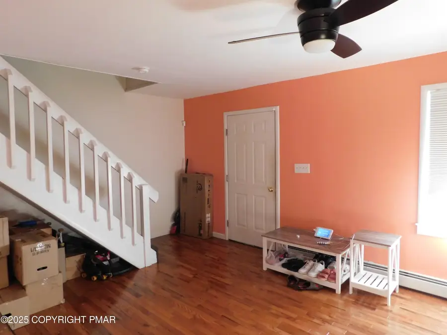 64 N 2nd Street, Stroudsburg, PA 18360 - Image #3