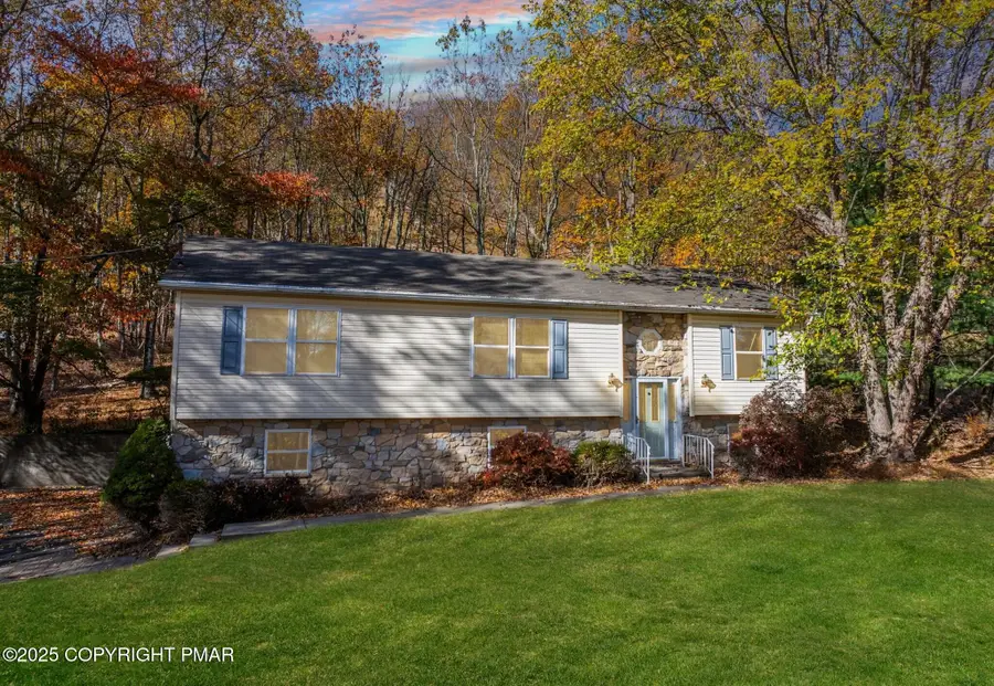 143 Foothill Boulevard, Effort, PA 18330 - Image #2