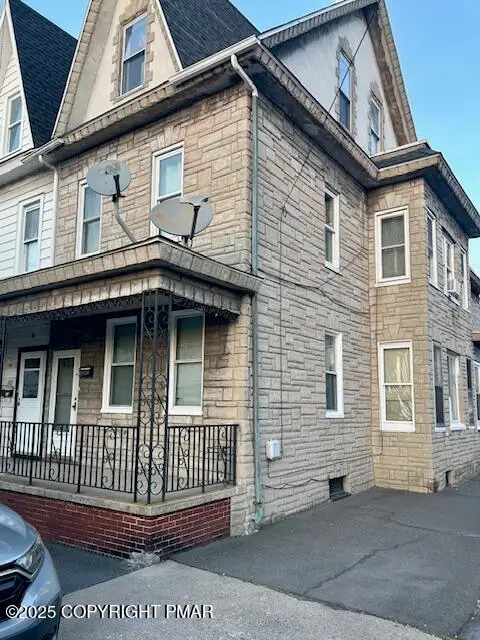 101 N Jardin Street, Shenandoah, PA 17976 - Image #2