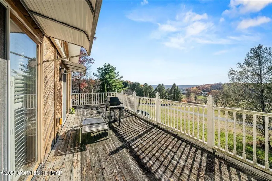 584 Pheasant Road, Saylorsburg, PA 18353 - Image #2