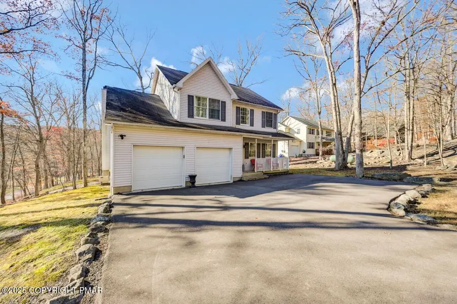 205 Regent Street, Bushkill, PA 18324 - Image #2