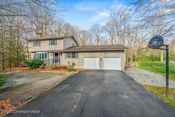 5268 Apache Trail, Tobyhanna, PA 18466
