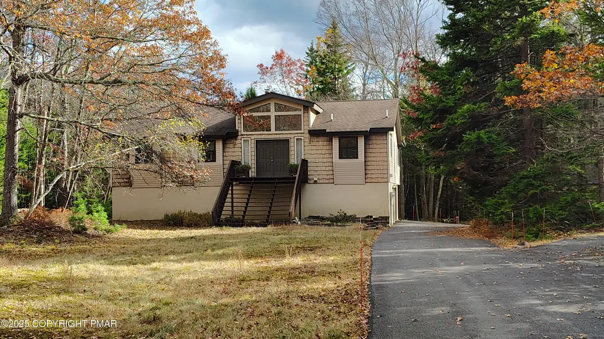 125 Pawnee Court, Long Pond, PA 18334 - #1