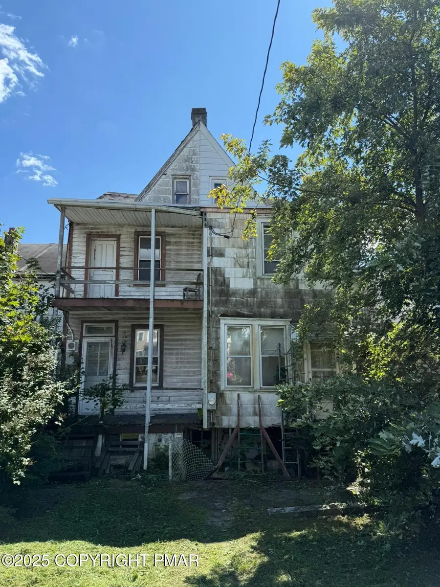 117 E Saylor Street, Mount Carmel, PA 17851 - Image #2