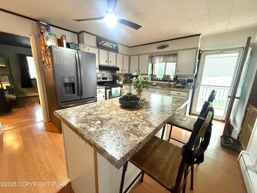 617 Center Street, Jim Thorpe, PA 18229 - Image #2