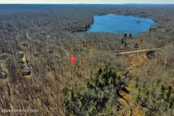 Lyman Lane, Clifton Township, PA 18424