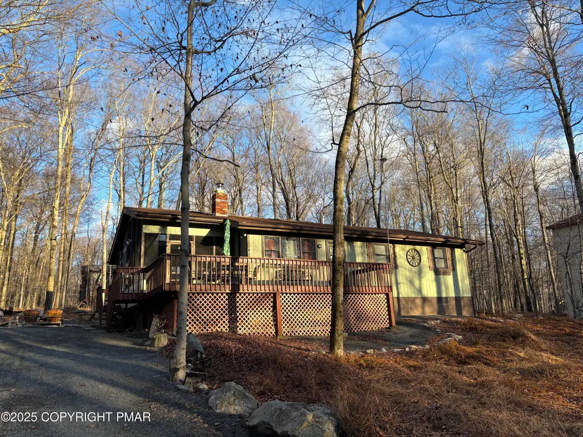 38 Mountain Glen Drive, Clifton Township, PA 18424 - Image #1