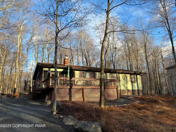 38 Mountain Glen Drive, Clifton Township, PA 18424