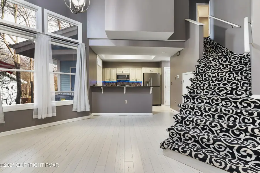 222 Abbington Drive, East Stroudsburg, PA 18302 - Image #2