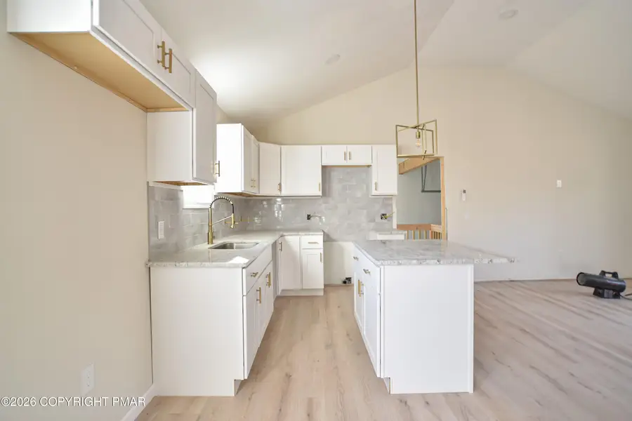 515 Hummingbird Court, Bushkill, PA 18324 - Image #3