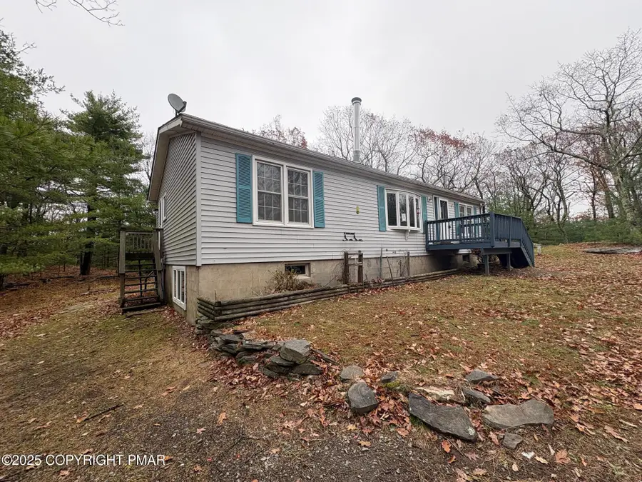 122 Plum Lane, Dingmans Ferry, PA 18328 - Image #2