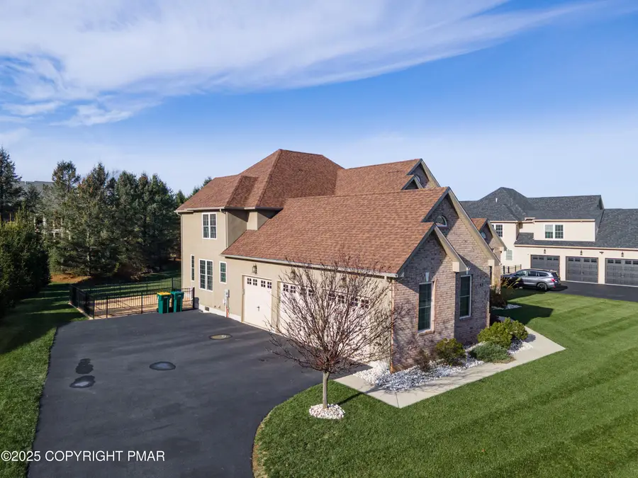 62 Surrey Drive, Easton, PA 18045 - #2