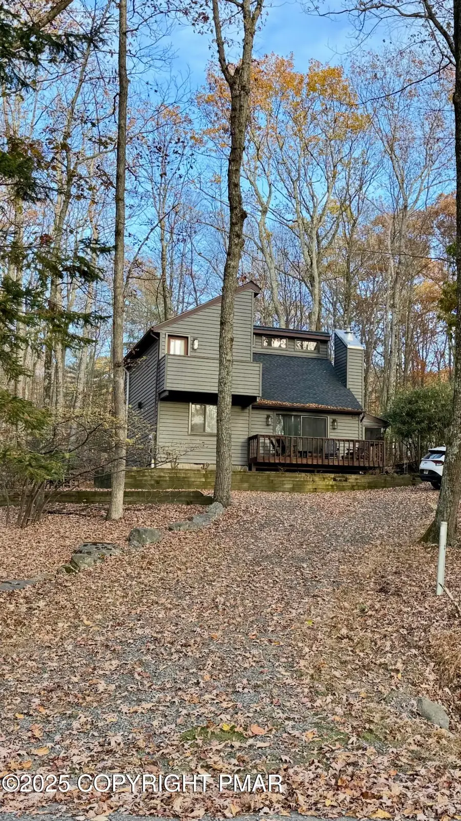 515 Hallowood Drive, East Stroudsburg, PA 18302 - Image #2