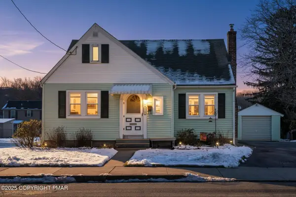 1798 Newport Avenue, Northampton, PA 18067