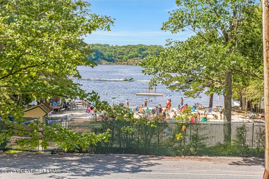 151 S Lake Drive, Lake Harmony, PA 18624 - Image #3