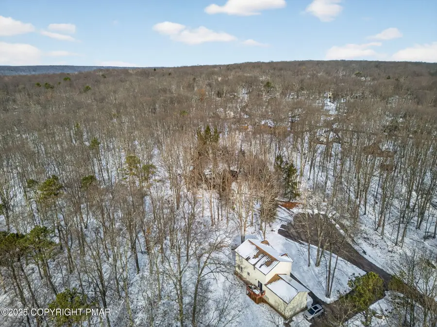 2329 Cramer Court, Bushkill, PA 18324 - Image #2